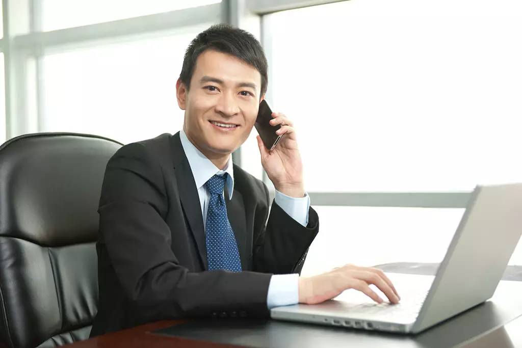 總有一天,你會感謝在2月淡季逼你買車的銷售顧問!