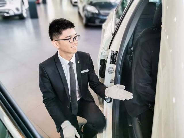 【星專訪】熱忱是銷售的靈魂|常州萬幫奔馳銷售顧問朱小龍_手機網